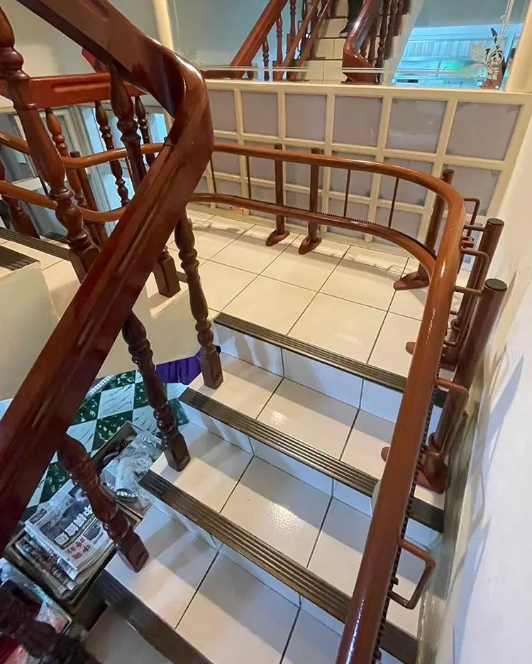 桃園市-彎軌-1~2F-藍