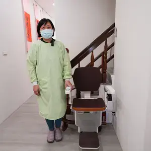 透天厝放棄家用電梯，改選樓梯升降椅｜濟弘診所一樓至四樓案例